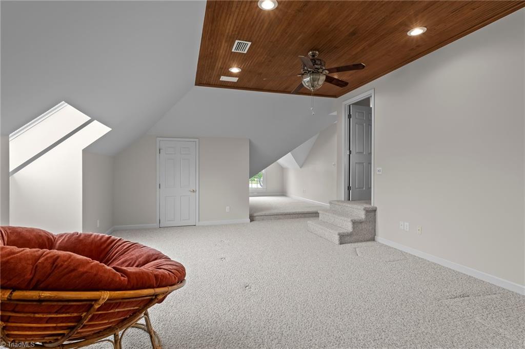 221 Windemere Isle Road Property Photo 11
