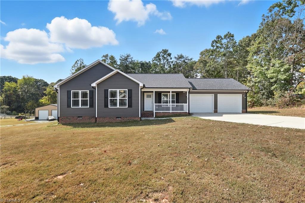 324 Carriage Trace Lane
