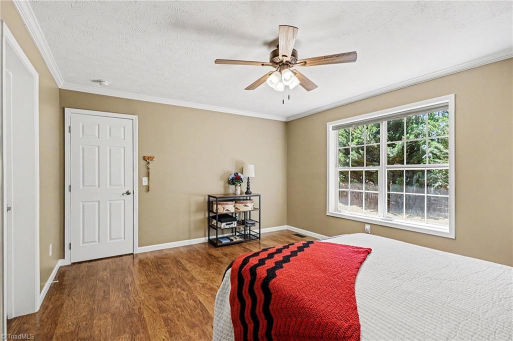 4305 Young Road Property Photo 15