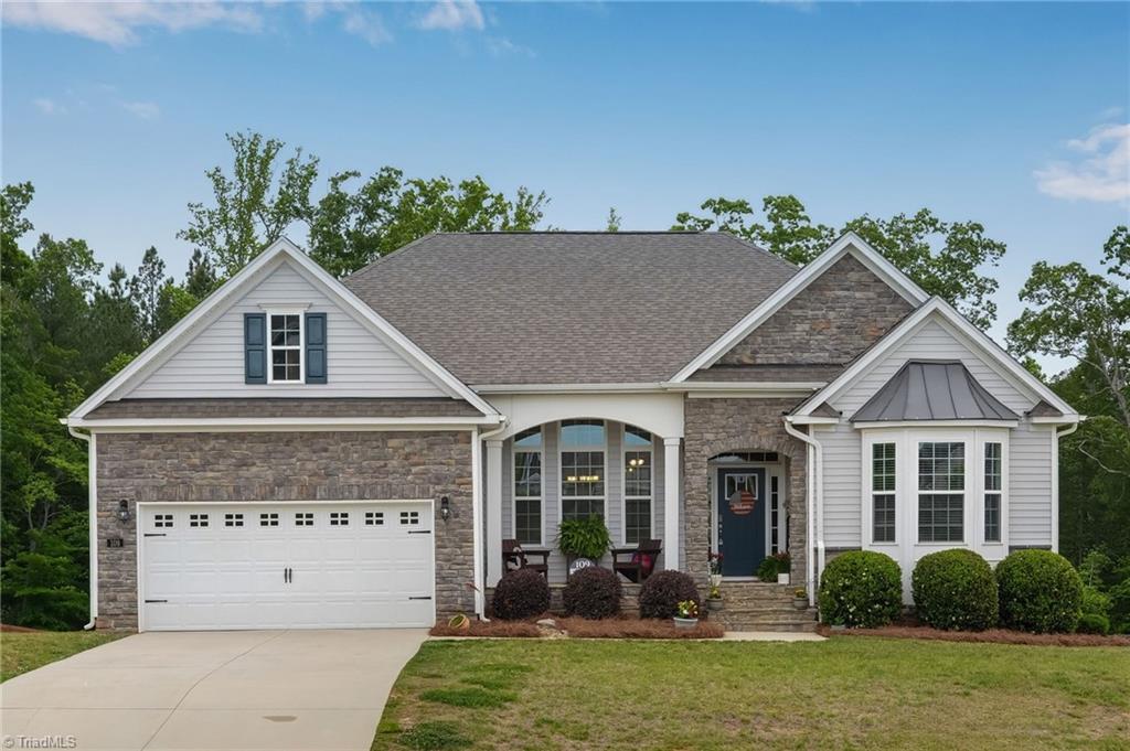 109 Broadwater Way