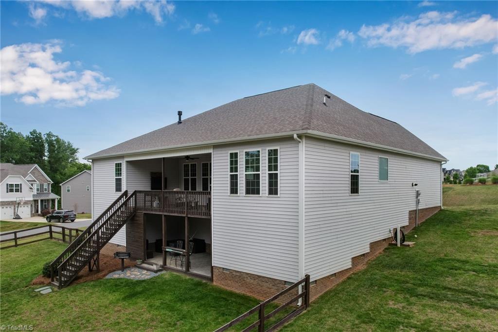 109 Broadwater Way Property Photo 31