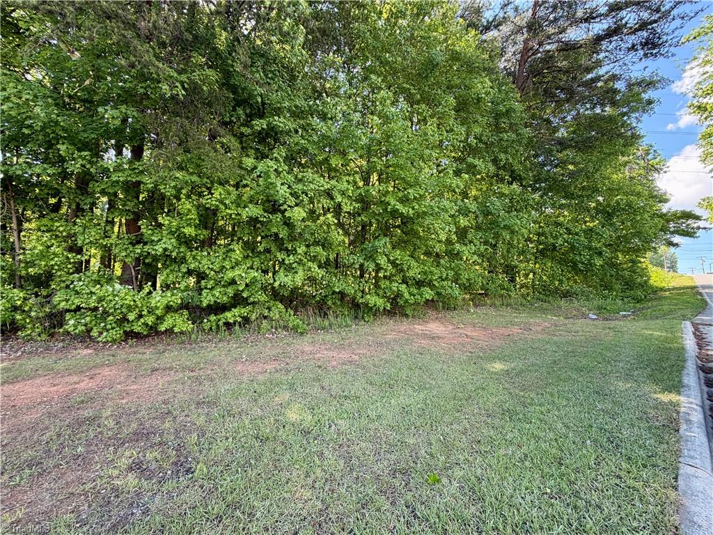 2320 E Green Drive Property Photo 2
