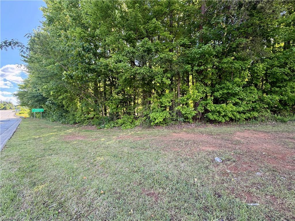 2320 E Green Drive Property Photo 3