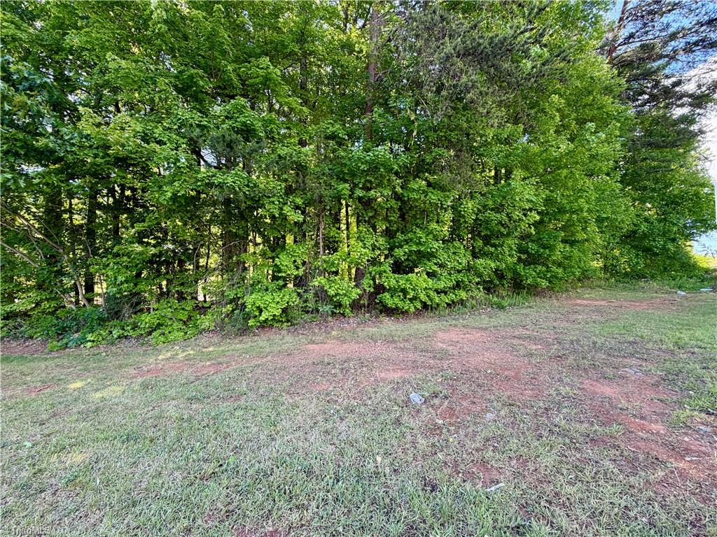 2320 E Green Drive Property Photo 4
