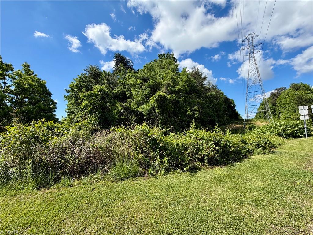 2320 E Green Drive Property Photo 13