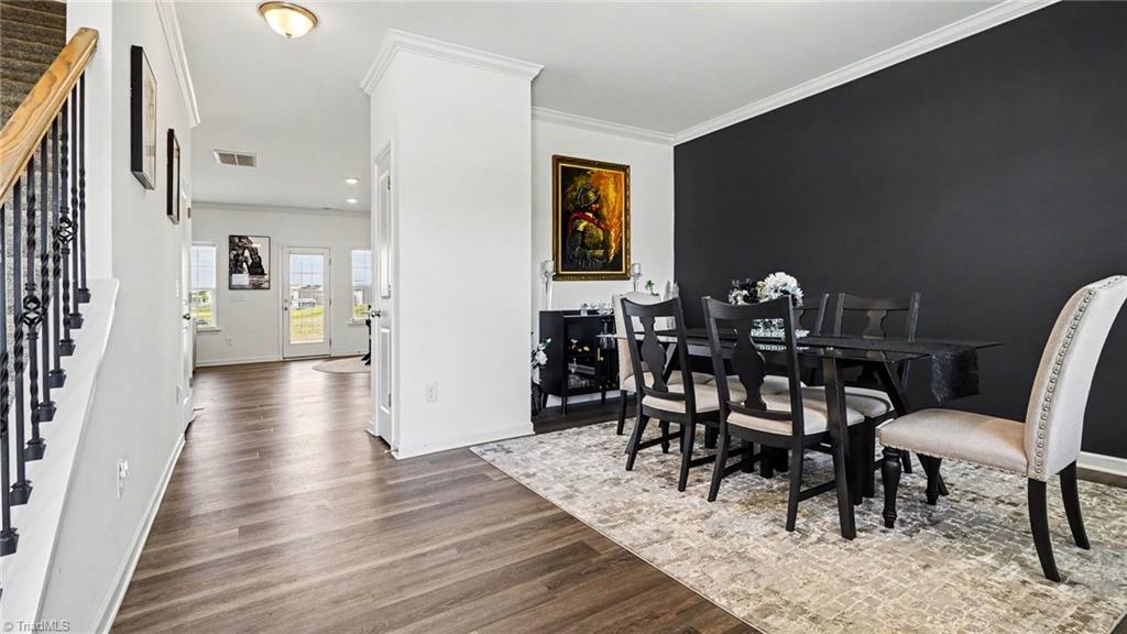 178 Wickham Court Property Photo 3