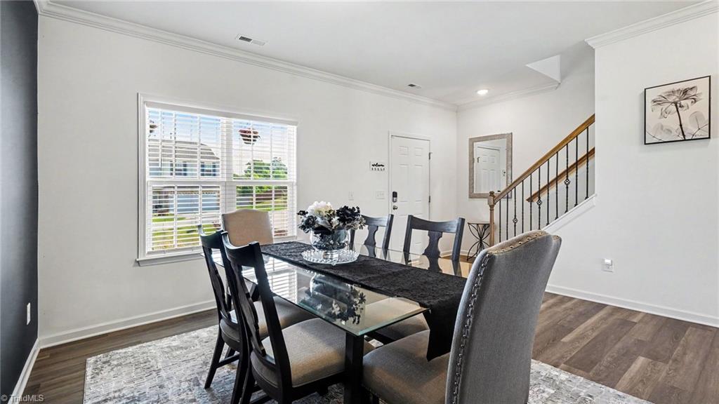 178 Wickham Court Property Photo 4