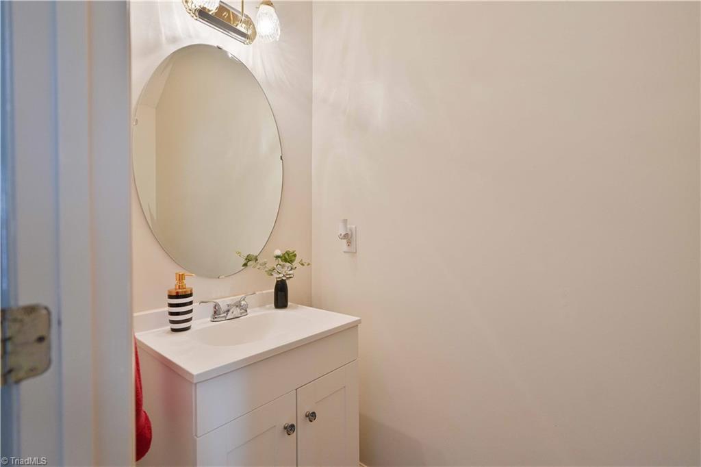 3625 Oak Chase Drive Property Photo 20