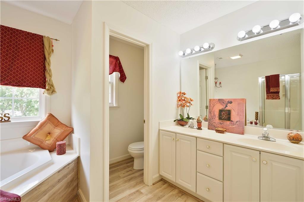 3625 Oak Chase Drive Property Photo 25