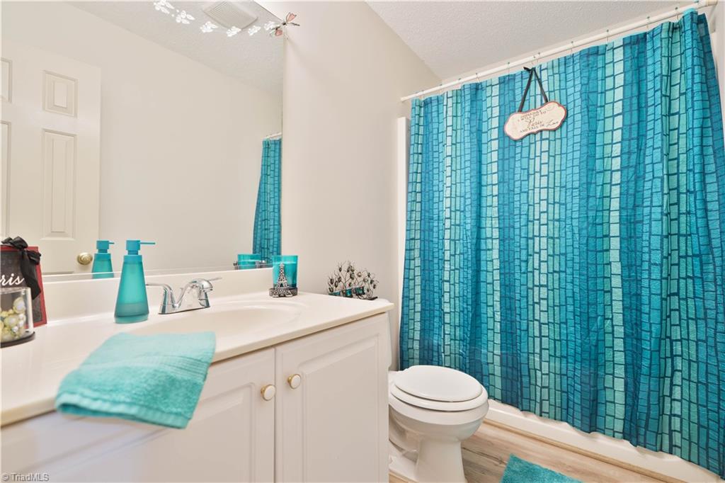 3625 Oak Chase Drive Property Photo 35
