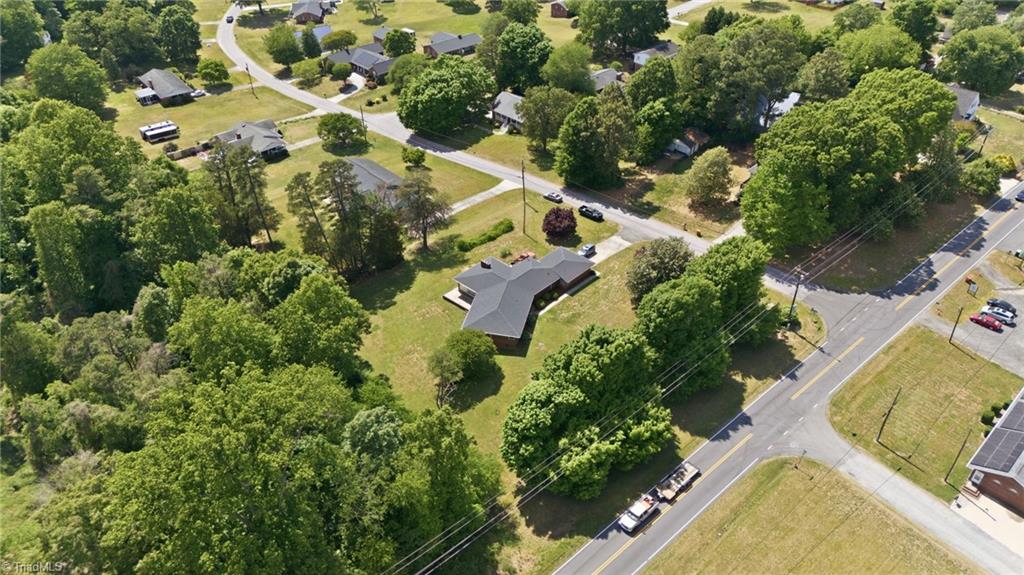 12577 Old Us Highway 52 Property Photo 9