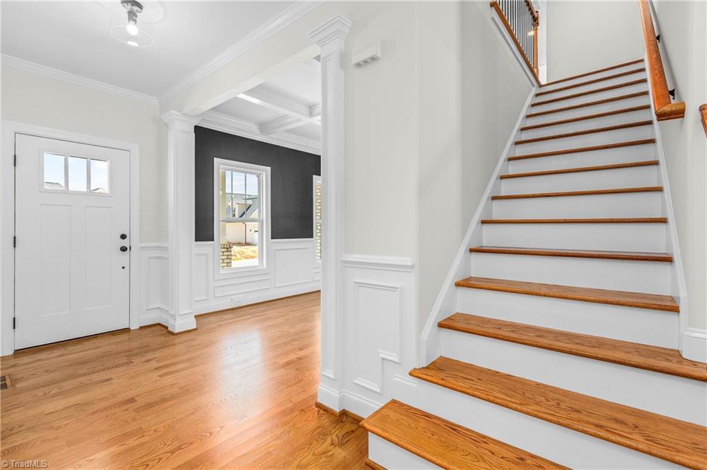 211 Cool Run Property Photo 4