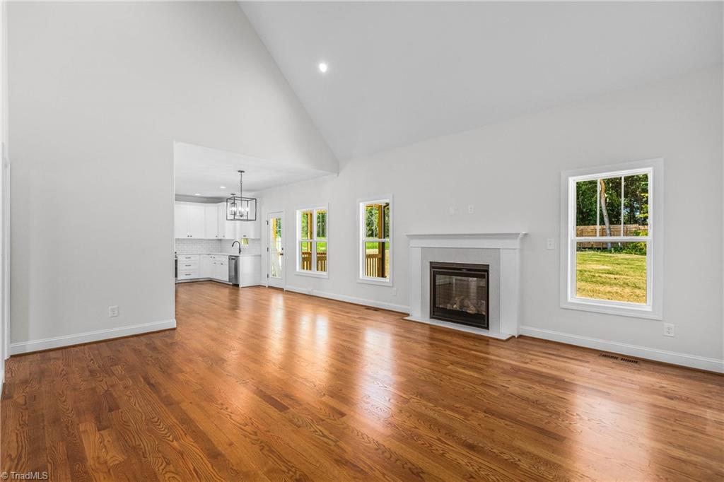 211 Cool Run Property Photo 8