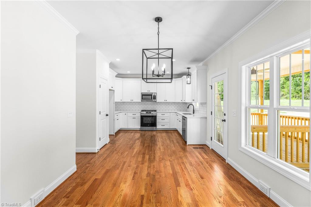 211 Cool Run Property Photo 10