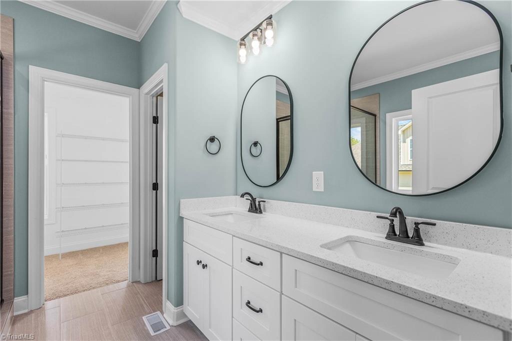 211 Cool Run Property Photo 20