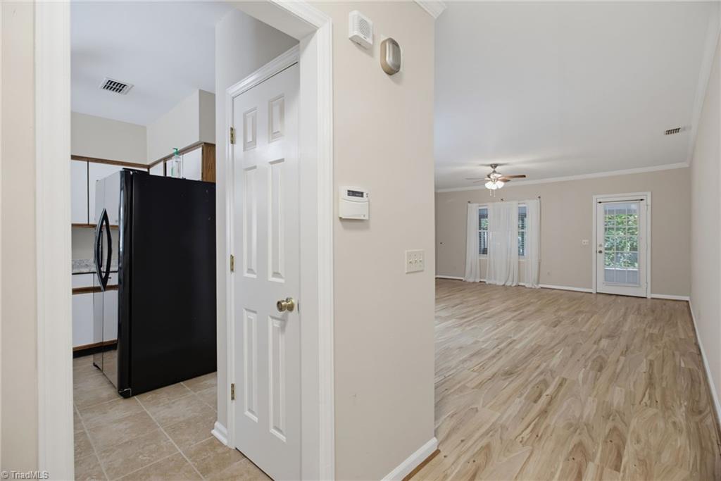 765 Oakland Drive # C Property Photo 5