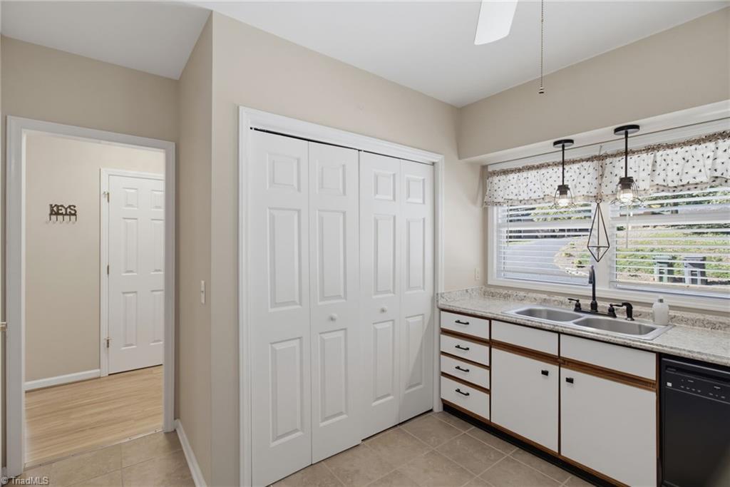 765 Oakland Drive # C Property Photo 14