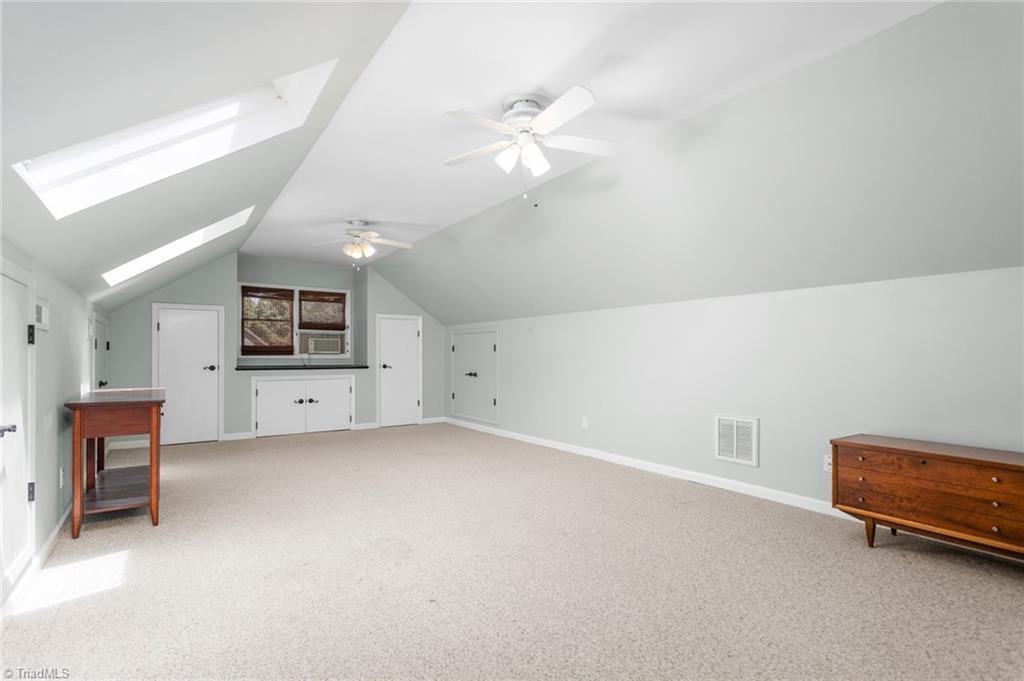 1219 Foxfire Drive Property Photo 33