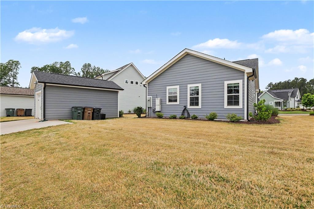 3904 Lundin Drive Property Photo 25