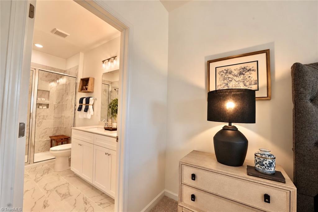 6905 Steeplegate Drive Property Photo 14