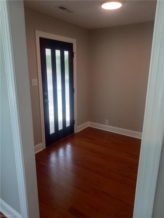 1008 E Side Drive Property Photo 3