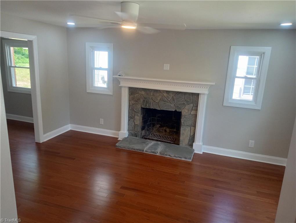 1008 E Side Drive Property Photo 4