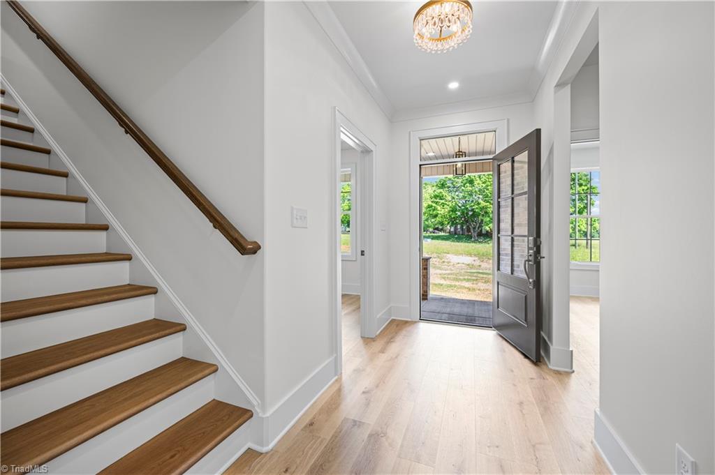 109 Frost Road Property Photo 18