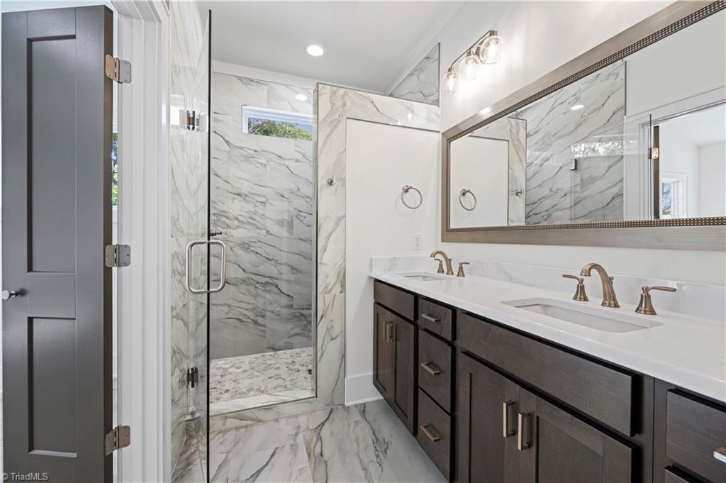 109 Frost Road Property Photo 25