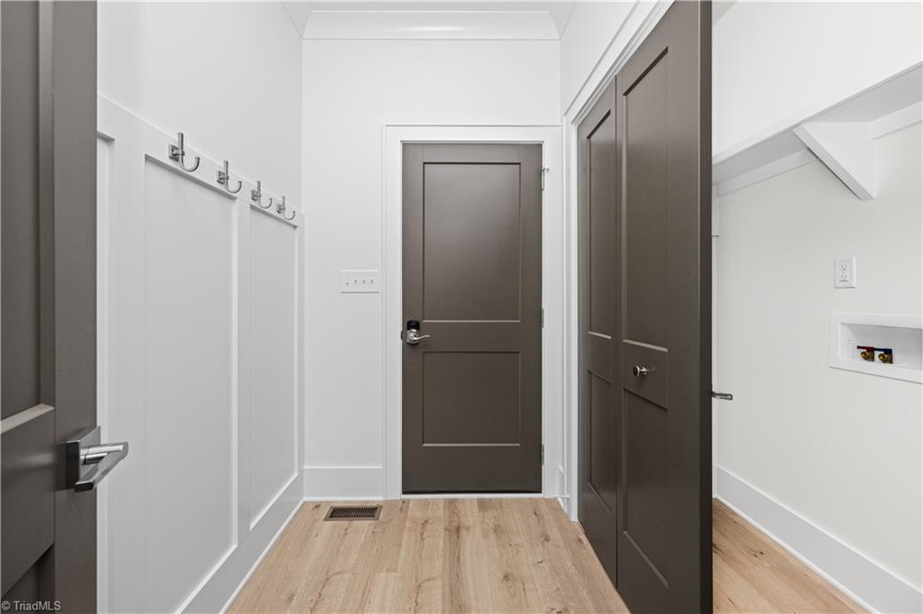 109 Frost Road Property Photo 38