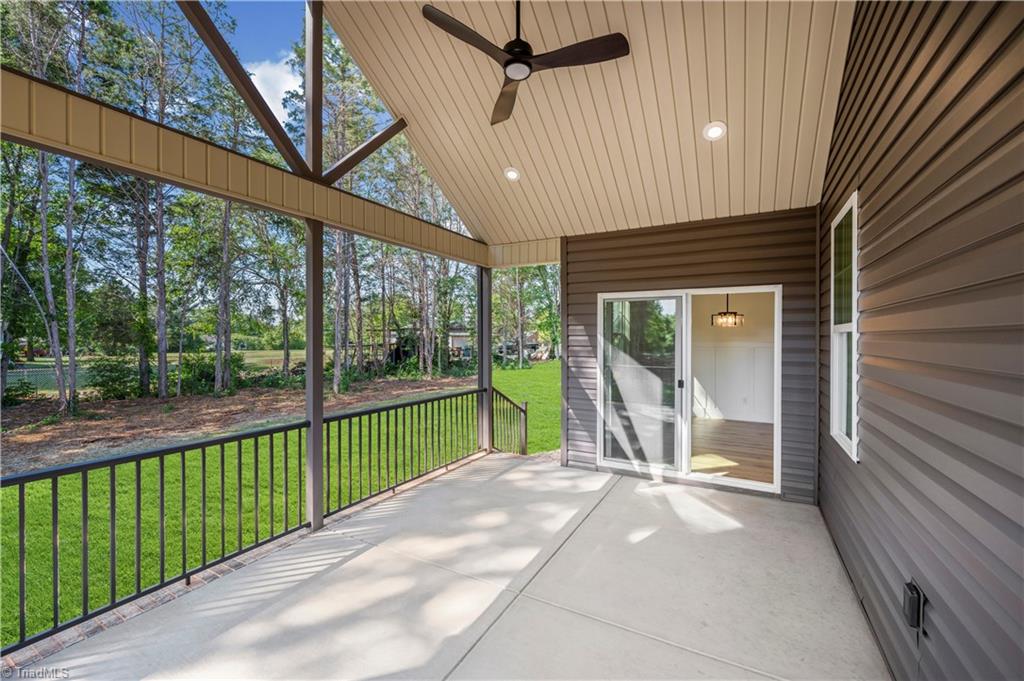 109 Frost Road Property Photo 41