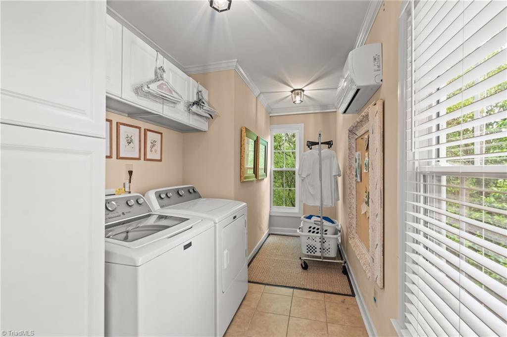 405 Edgedale Drive Property Photo 19
