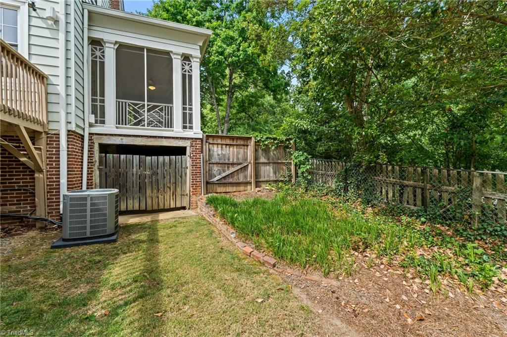 405 Edgedale Drive Property Photo 38