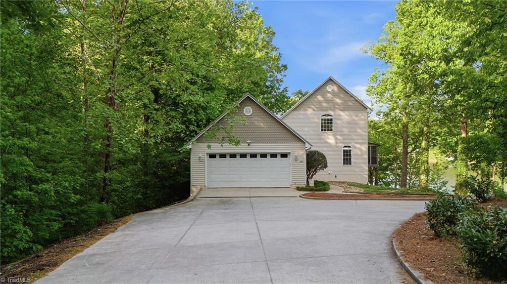 424 Mountain Harbor Drive Property Photo 6