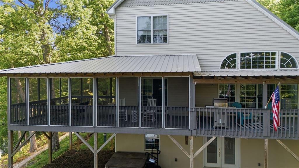 424 Mountain Harbor Drive Property Photo 11