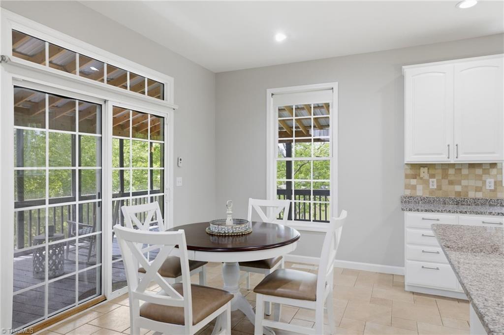 424 Mountain Harbor Drive Property Photo 17