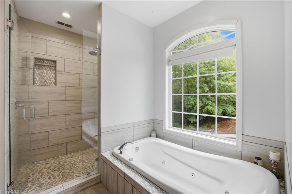 424 Mountain Harbor Drive Property Photo 31