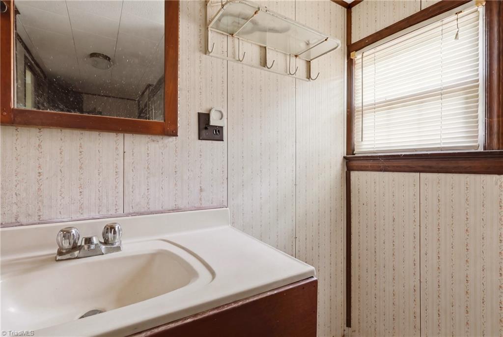 2974 Cid Road Property Photo 13