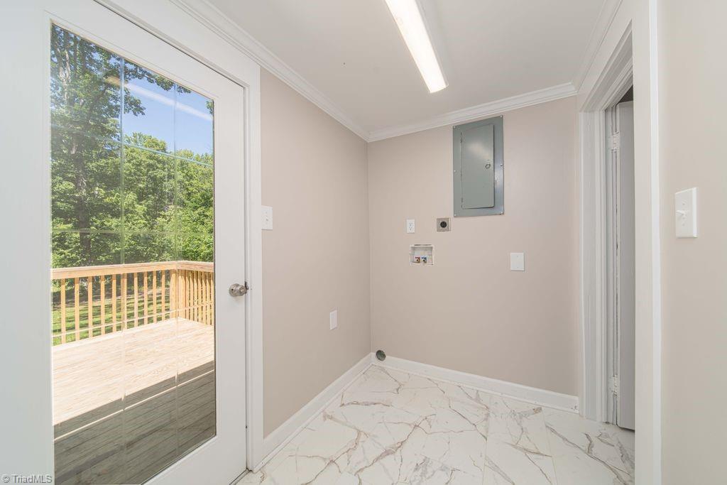7280 Dennis Road Property Photo 8