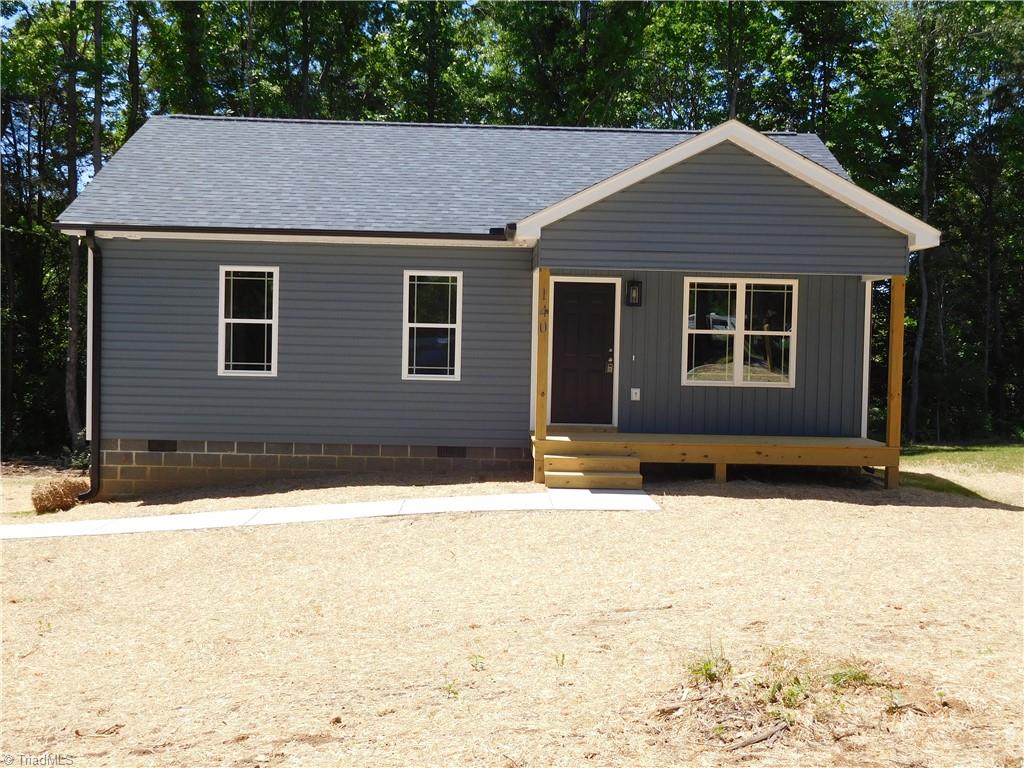 140 Crestwood Circle Property Photo 1