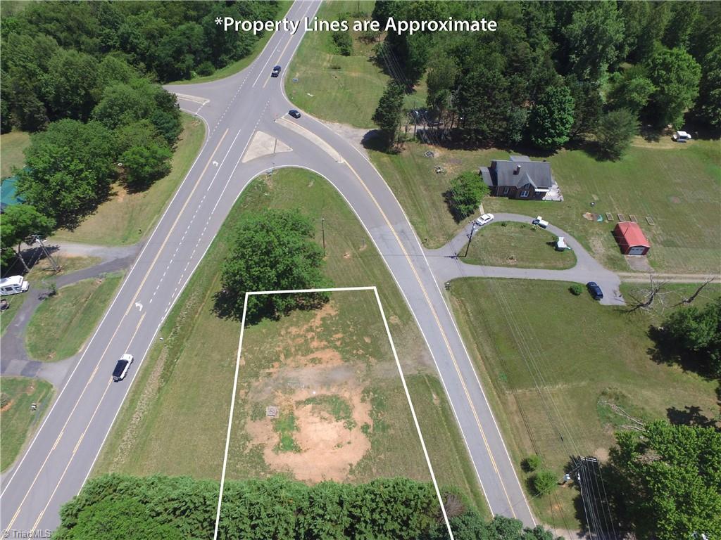 2493 Old Highway 21 Property Photo 10