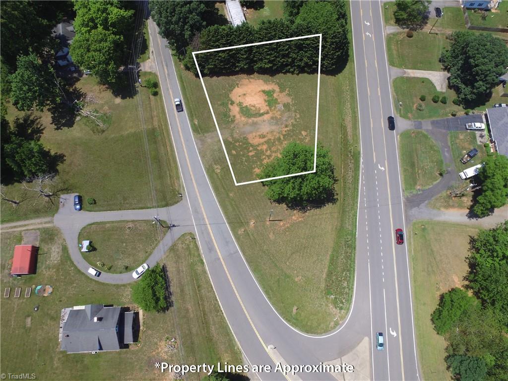 2493 Old Highway 21 Property Photo 11
