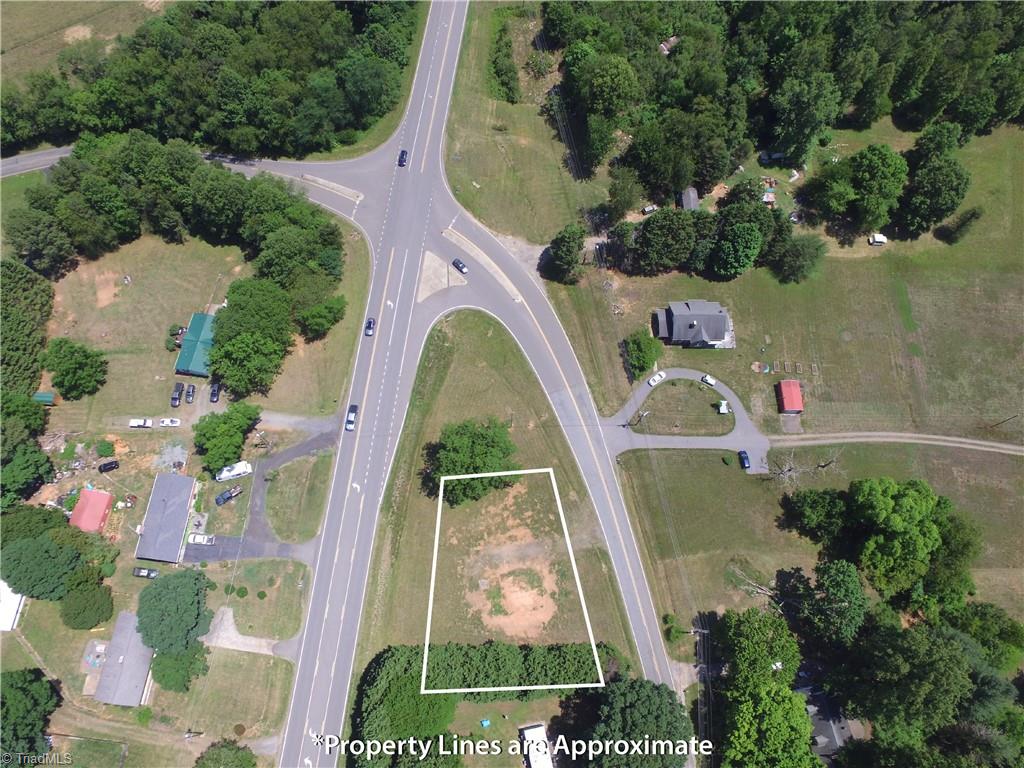 2493 Old Highway 21 Property Photo 14