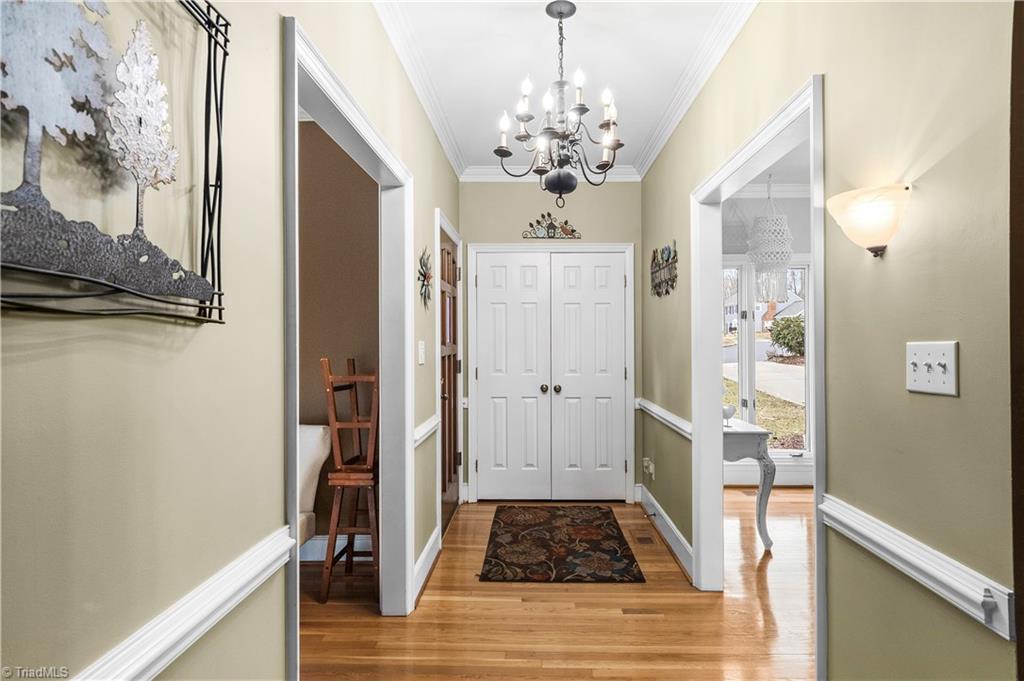 1708 Ambleside Court Property Photo 6