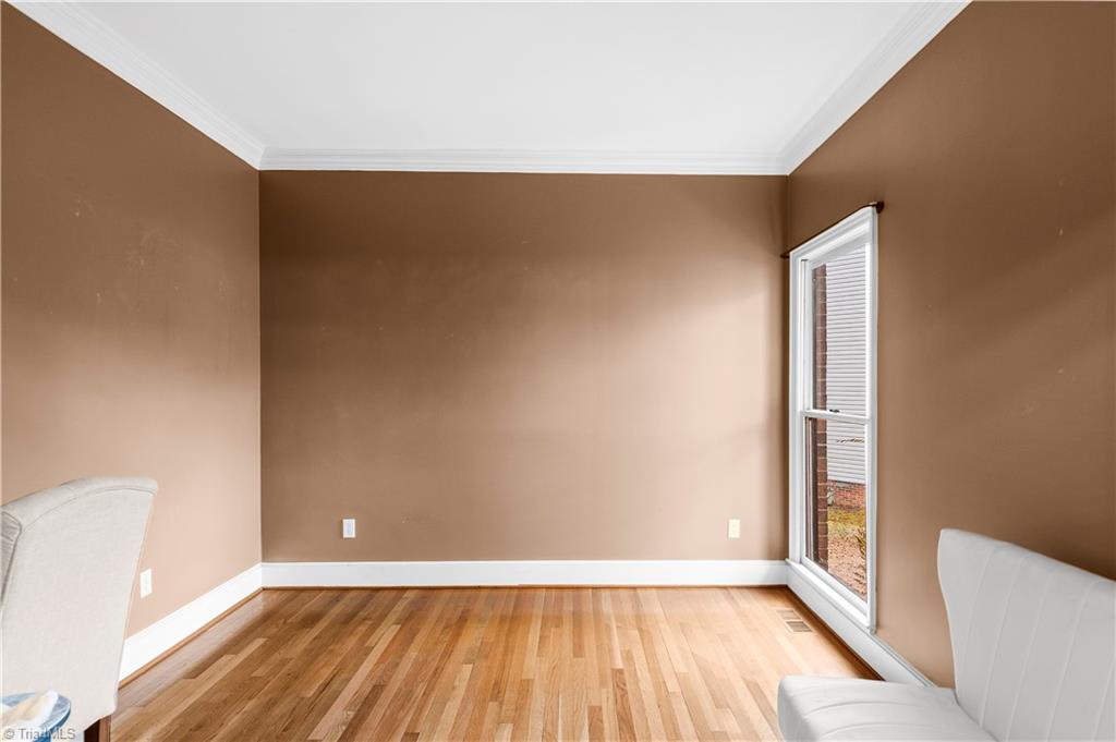 1708 Ambleside Court Property Photo 7