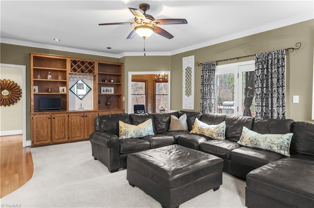 1708 Ambleside Court Property Photo 12