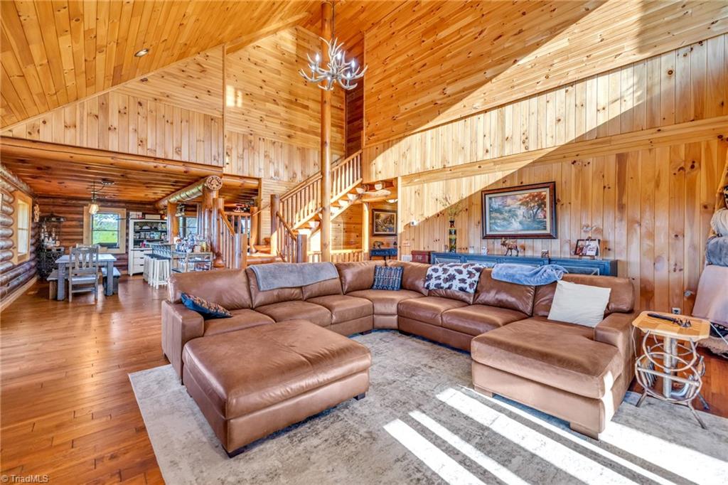 5939 Big Laurel Road Property Photo 13