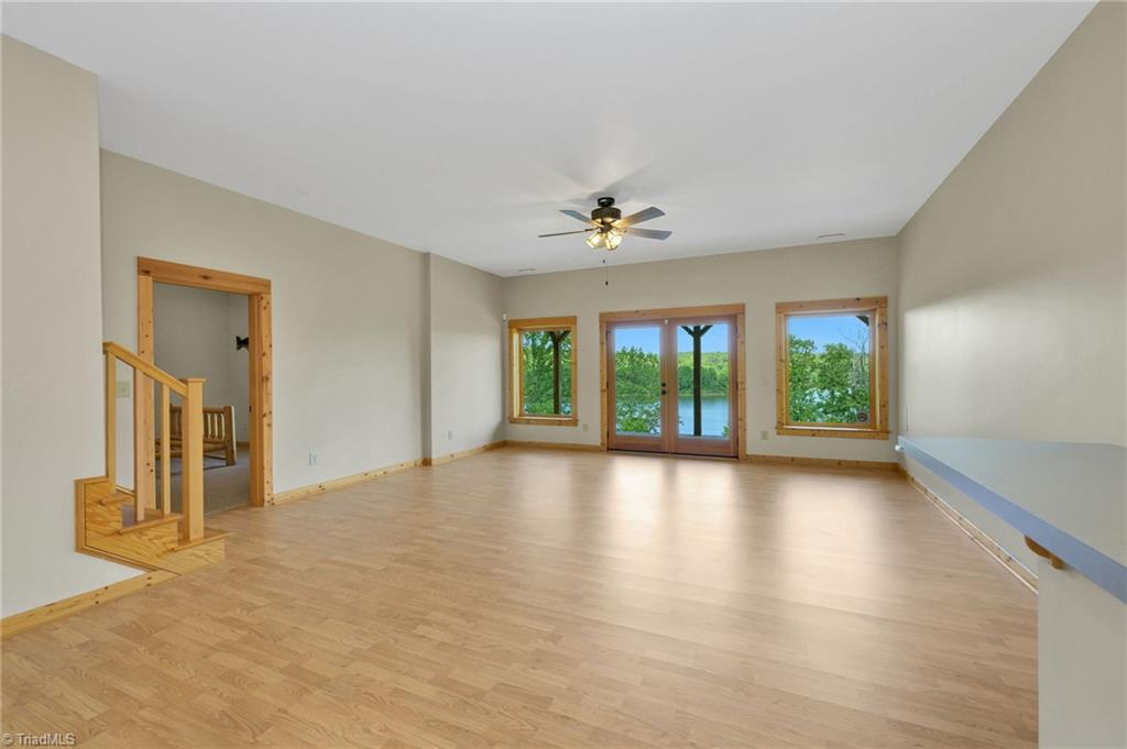 318 Heron Point Drive Property Photo 16