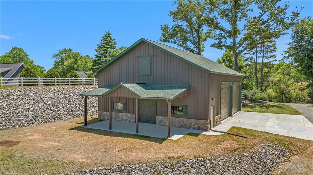 318 Heron Point Drive Property Photo 33
