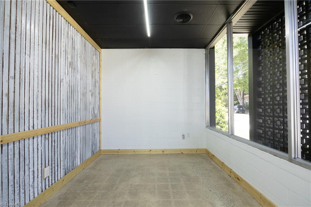 43 W Main Street Property Photo 7