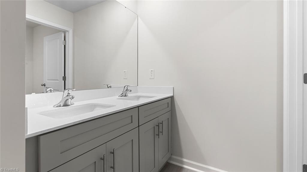 728 Bryson Boulevard Property Photo 29